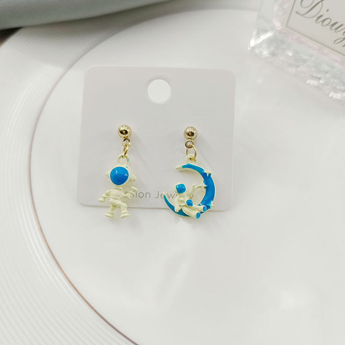 Jewelry WholesaleWholesale star moon astronaut asymmetric S925 silver needle Earrings JDC-ES-HZQ009 Earrings 青之荷 %variant_option1% %variant_option2% %variant_option3%  Factory Price JoyasDeChina Joyas De China