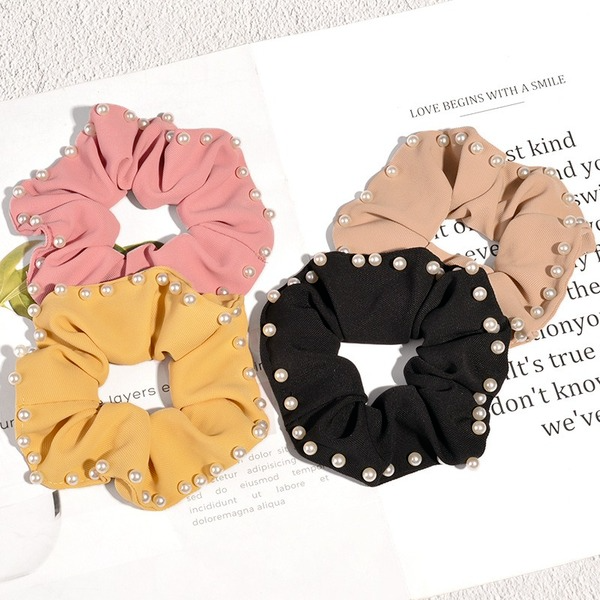 Pearl Hair Scrunchies