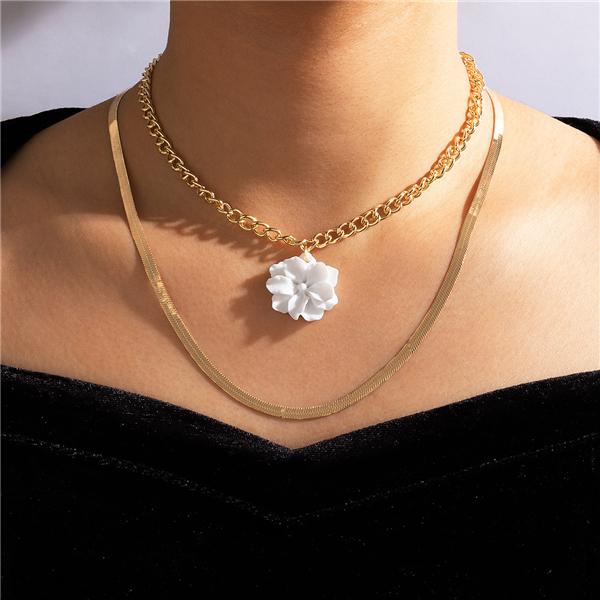 Bulk Jewelry White flower multilayer alloy necklace wholesale JDC-NE-c009 Wholesale factory from China YIWU China