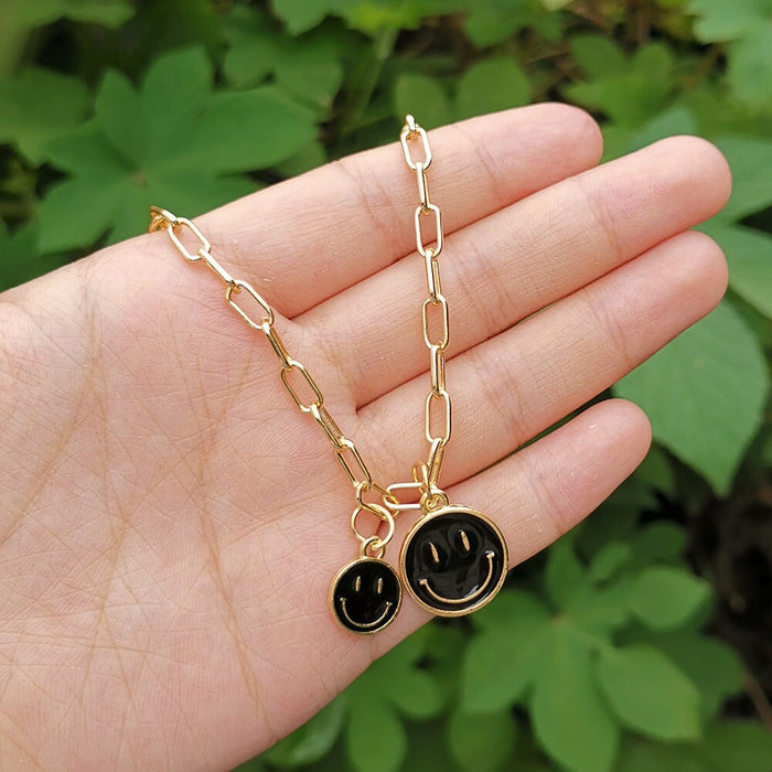 Wholesale Alloy Enamel Smiley Necklace JDC-NE-YiD003 Necklaces 宜达 XH0602 black Wholesale Jewelry JoyasDeChina Joyas De China