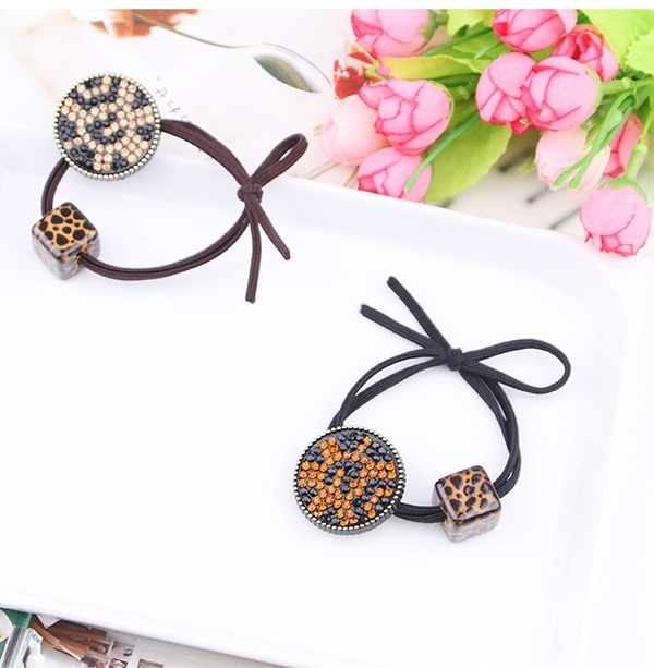 Bulk Jewelry Wholesale fabric leopard print rhinestone Hair Scrunchies JDC-HS-K063 Wholesale factory from China YIWU China