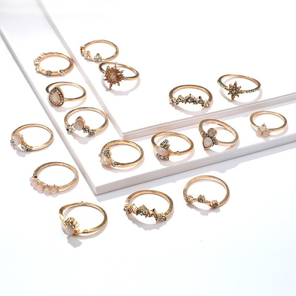 Bulk Jewelry Wholesale gold alloy diamond crown drop ring JDC-RS-C087 Wholesale factory from China YIWU China