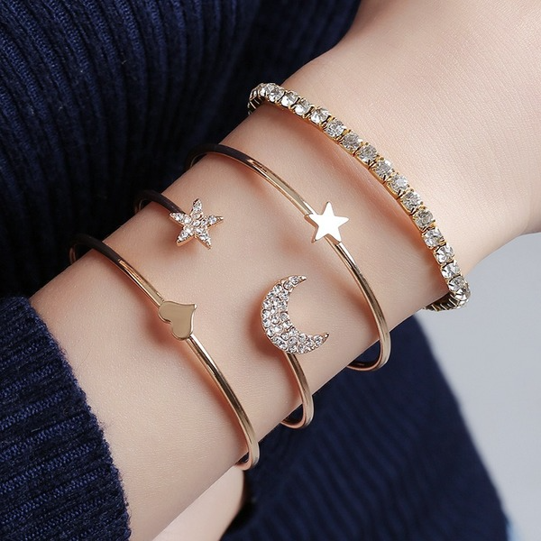 Bulk Jewelry Wholesale gold alloy diamond smooth heart star bracelet JDC-BT-D318 Wholesale factory from China YIWU China