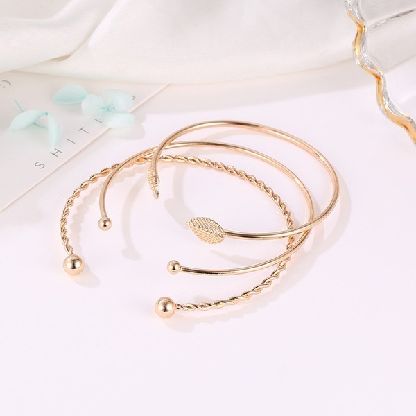 Bulk Jewelry Wholesale gold alloy twist leaf opening bracelet JDC-BT-D494 Wholesale factory from China YIWU China