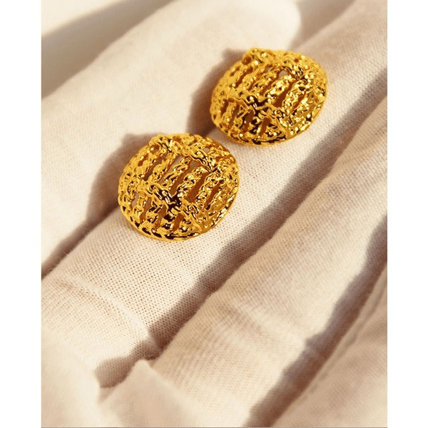 Wholesale Gold Brass Gold Plated Round Stud Earrings Vintage Cutout JDC-ES-BaoLi007 Earrings 宝莉 Wholesale Jewelry JoyasDeChina Joyas De China