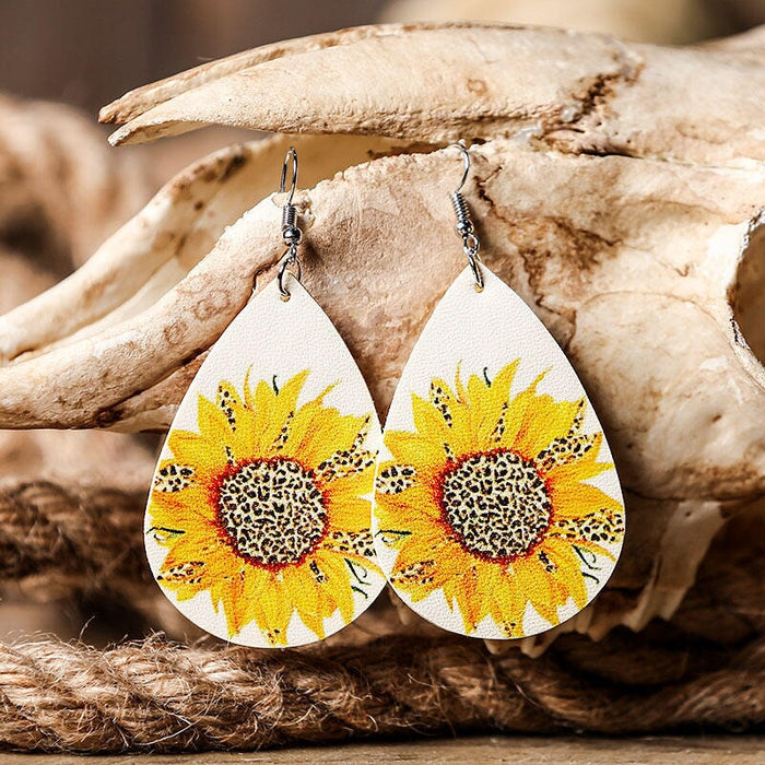 Wholesale Leopard Sunflower Leather Earrings JDC-ES-Saip027 Earrings 赛蒲 white Wholesale Jewelry JoyasDeChina Joyas De China