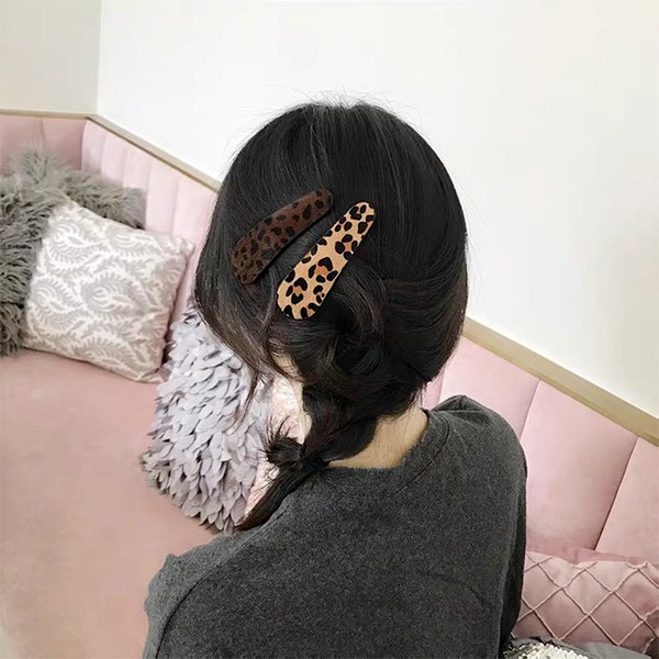 Bulk Jewelry Wholesale plush leopard print hair clip JDC-HC-K029 Wholesale factory from China YIWU China