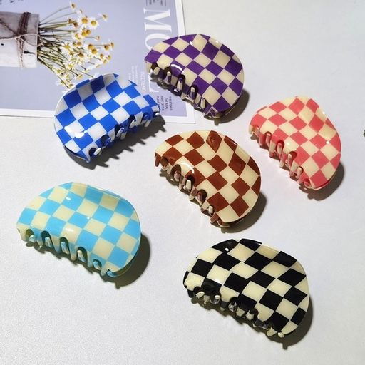 Wholesale PVC Black and White Checkerboard Half Circle Acrylic Hair Clip JDC-HC-YaoX024 Hair Clips 姚萱 Wholesale Jewelry JoyasDeChina Joyas De China