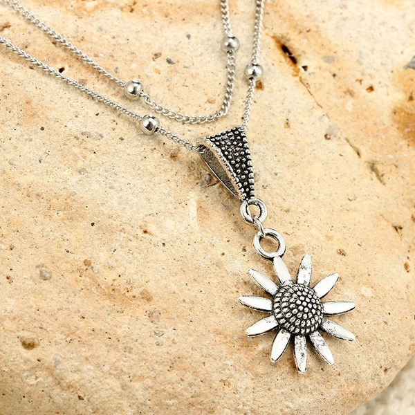 Bulk Jewelry Wholesale silver alloy triangle sunflower flower necklace JDC-NE-C078 Wholesale factory from China YIWU China