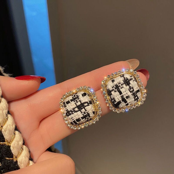 Wholesale Silver Needle Rhinestone Alloy Check Earrings JDC-ES-XC345 Earrings 夏晨 black Wholesale Jewelry JoyasDeChina Joyas De China