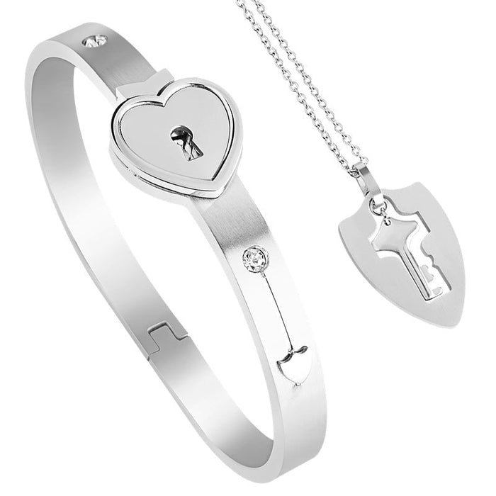 Wholesale stainless steel lovers diamond inlaid titanium steel bracelet lettering JDC-BT-mif001 bracelets 米菲 Shield steel Wholesale Jewelry JoyasDeChina Joyas De China