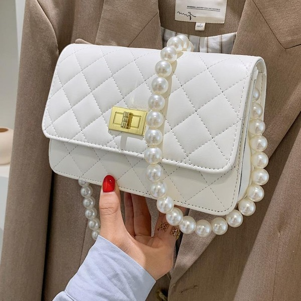 Bulk Jewelry Wholesale white PU pearl chain rhombic slung ladies bag JDC-LB-ZM043 Wholesale factory from China YIWU China